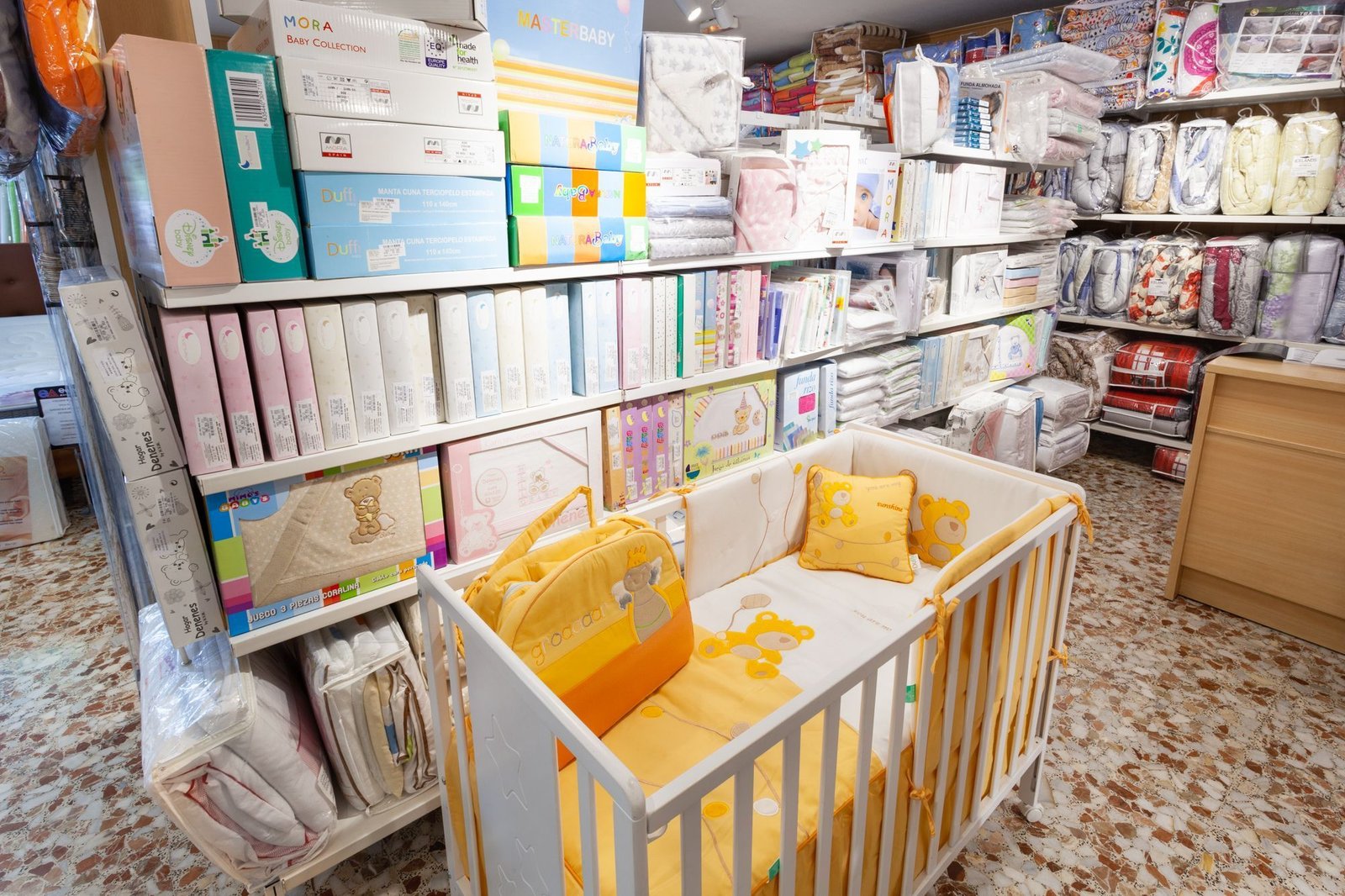 Textil y hogar cunas para bebé almacenes Europa 2 x 1